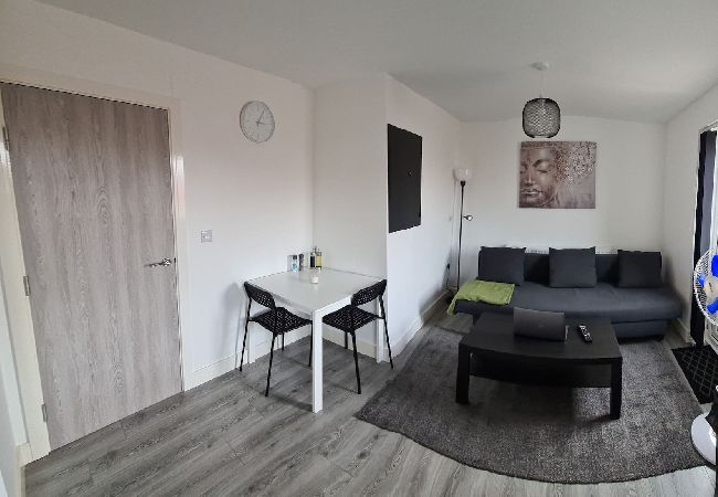 Apartment in Loughborough - SAV Apartments Nottingham Road - 1 Bed Flat 